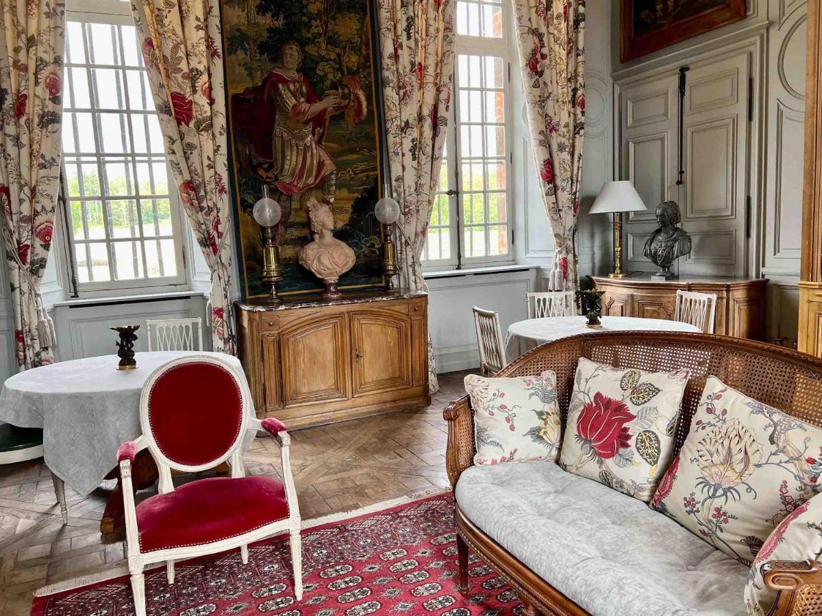 Chateau De La Riviere Pontgouin Extérieur photo