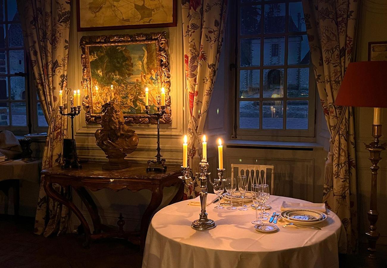 Chateau De La Riviere Pontgouin Extérieur photo