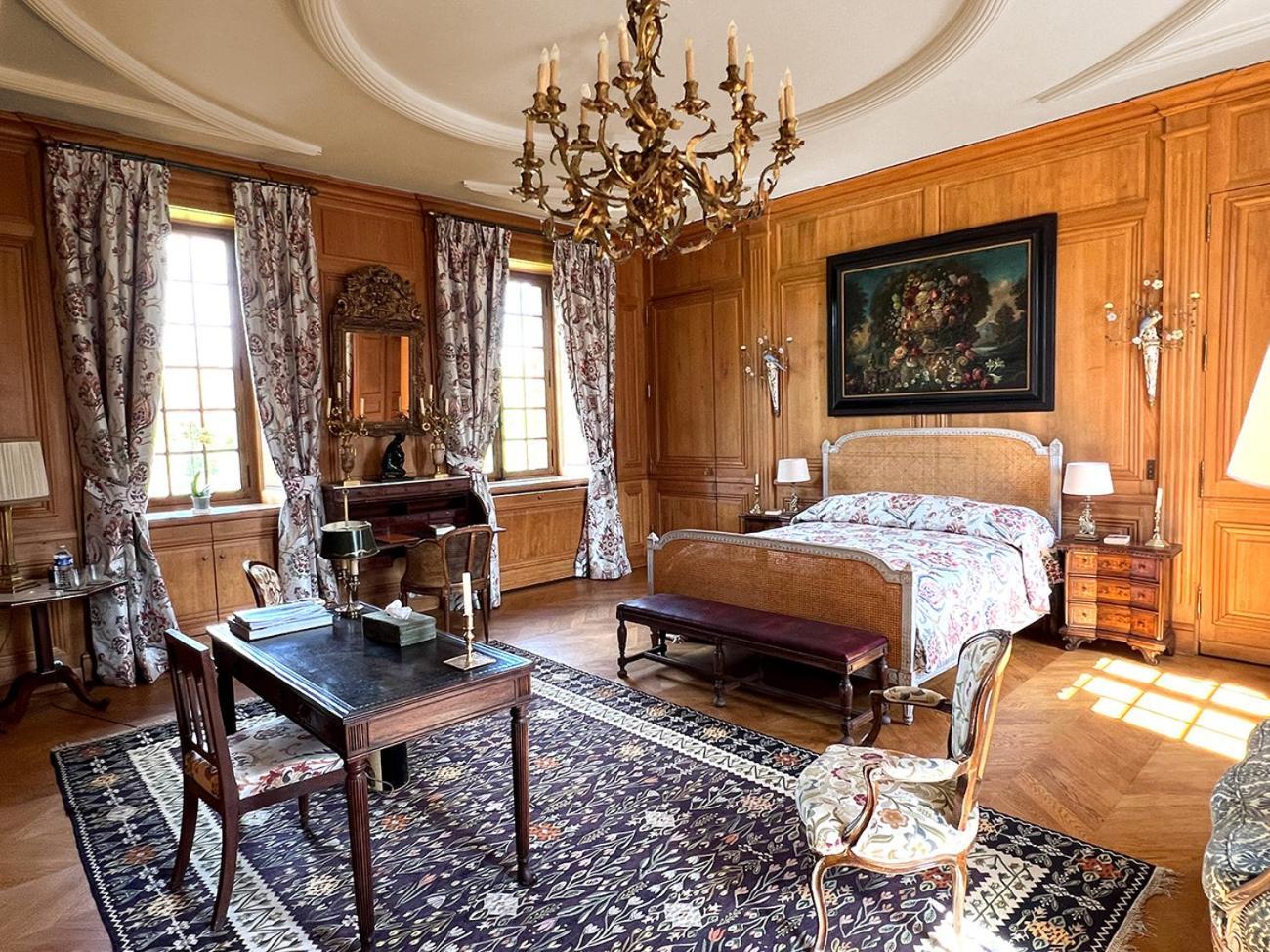 Chateau De La Riviere Pontgouin Extérieur photo